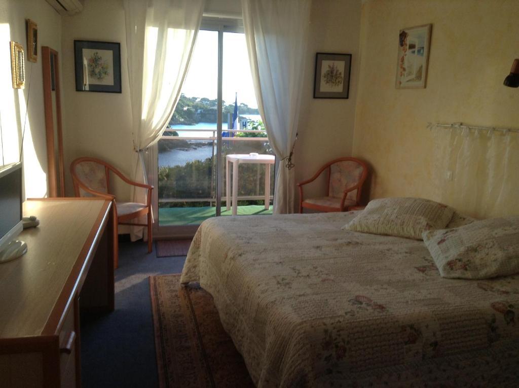 Hotel La Caravelle Fréjus Eksteriør bilde