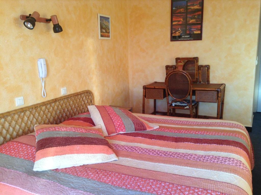 Hotel La Caravelle Fréjus Eksteriør bilde