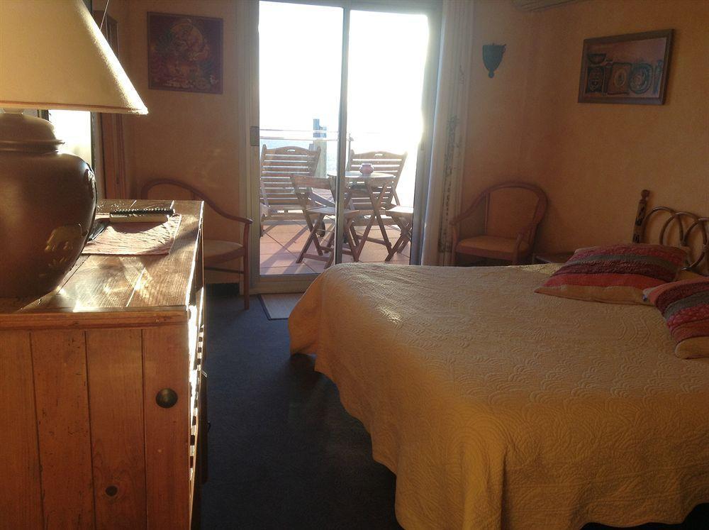 Hotel La Caravelle Fréjus Eksteriør bilde