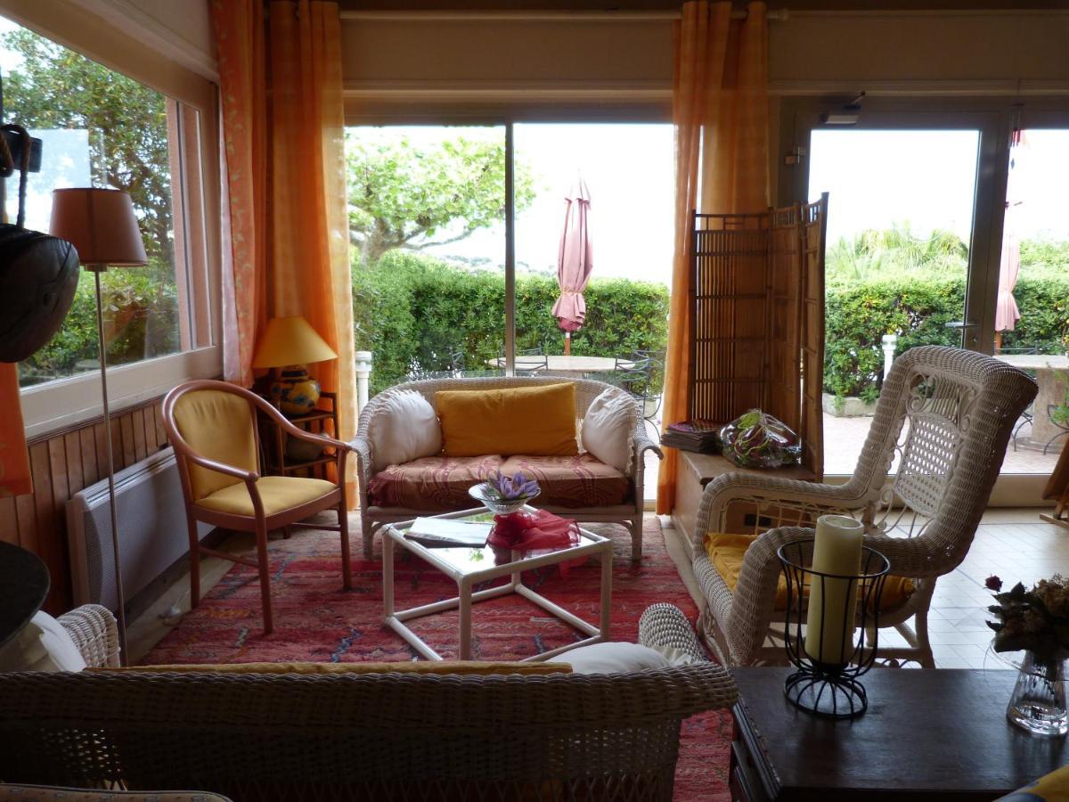 Hotel La Caravelle Fréjus Eksteriør bilde