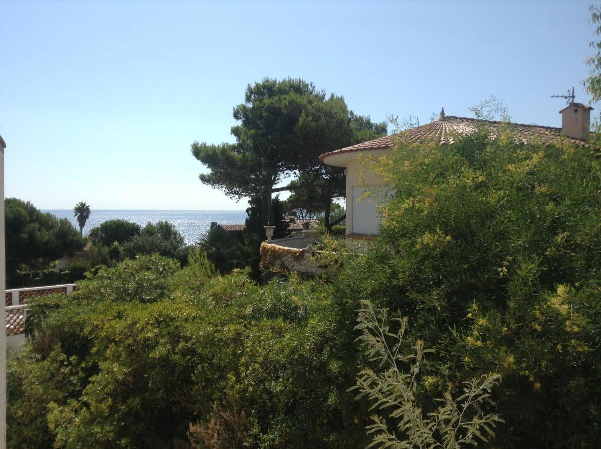 Hotel La Caravelle Fréjus Rom bilde